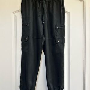 Banana Republic Black Lyocell Cargo Jogger Pants Draw String Waist & Elastic Hem